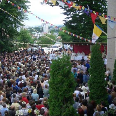 Sfântul Anton la Iaşi - Parohia Adormirea Maicii Domnului