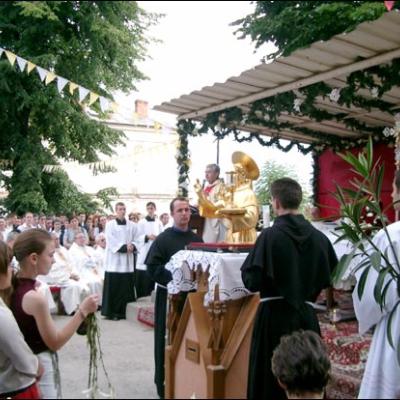 Sfântul Anton la Iaşi - Parohia Adormirea Maicii Domnului