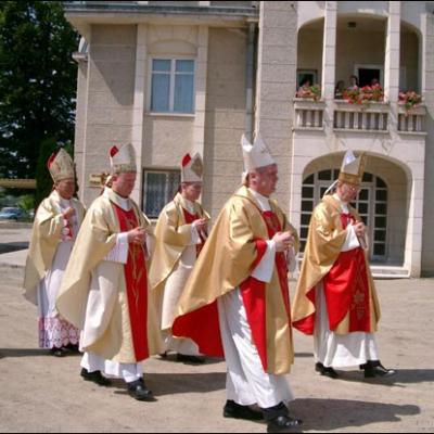 La 120 de ani: Liturghie pontificală în catedrală