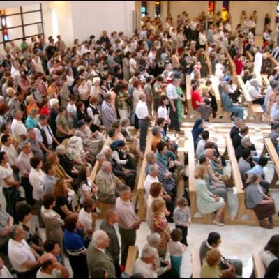 La 120 de ani: Liturghie pontificală în catedrală
