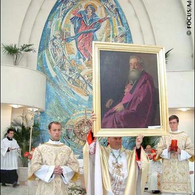 La 120 de ani: Liturghie pontificală în catedrală (FOCUS)