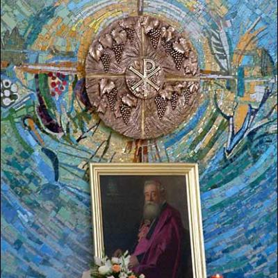 La 120 de ani: Liturghie pontificală în catedrală (FOCUS)