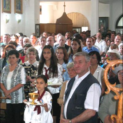 Vizită pastorală în Parohia Comăneşti