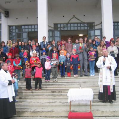Vizită pastorală în Parohia Fărcăşeni