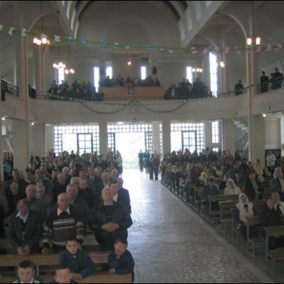 Vizită pastorală în Parohia Fărcăşeni