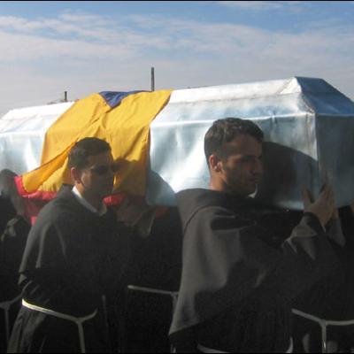 Roman: Pr. Petru Tocănel din nou acasă