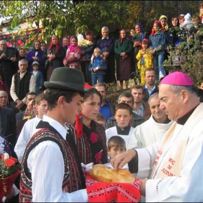 Vizită pastorală în Parohia Fundu Răcăciuni