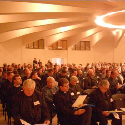 Iaşi: Prima sesiune plenară a Sinodului diecezan
