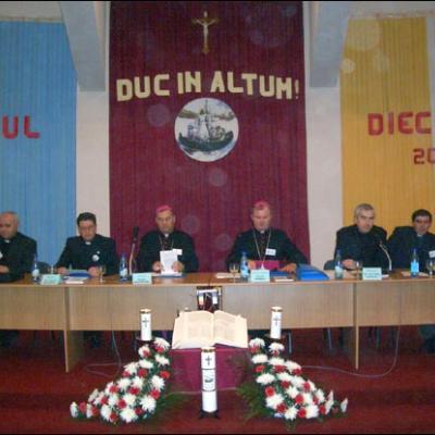 Iaşi: Prima sesiune plenară a Sinodului diecezan