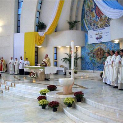 Iaşi: A doua sesiune plenară a Sinodului diecezan - liturghia de deschidere