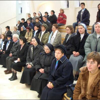 Iaşi: A doua sesiune plenară a Sinodului diecezan - liturghia de deschidere