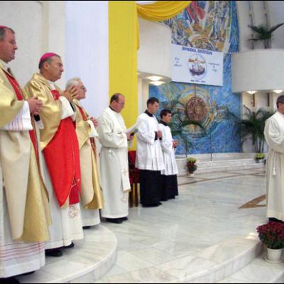 Iaşi: A doua sesiune plenară a Sinodului diecezan - liturghia de deschidere
