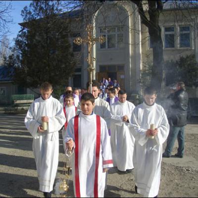 Săbăoani: PS Aurel Percă la 25 de ani de preoţie şi cinci ani de episcopat
