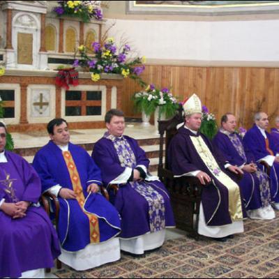Săbăoani: PS Aurel Percă la 25 de ani de preoţie şi cinci ani de episcopat