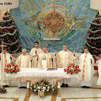 Iaşi: Sfânta Liturghie din ziua de Crăciun (FOCUS)