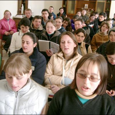 Barticeşti: Zile de reculegere pentru tineri