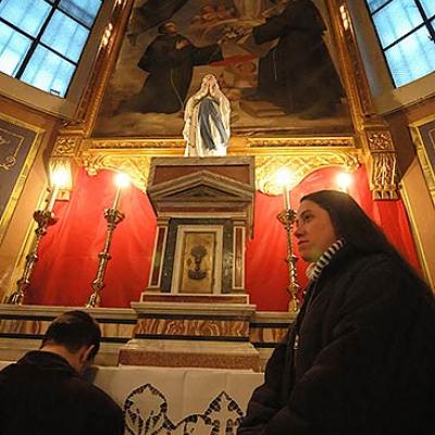 2 aprilie: Iaşi: Rugăciuni pentru Sfântul Părinte (FOCUS)