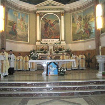 Săbăoani: Investirea oficială a decanului de Roman