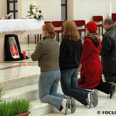 Iaşi: Liturghie pentru papa în catedrala nouă (FOCUS)