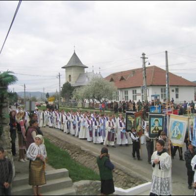 Târgu Trotuş: Înmormântarea pr. Anton Dămoc