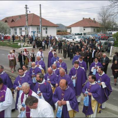 Târgu Trotuş: Înmormântarea pr. Anton Dămoc
