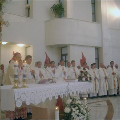 Iaşi: Liturghie şi procesiune euharistică