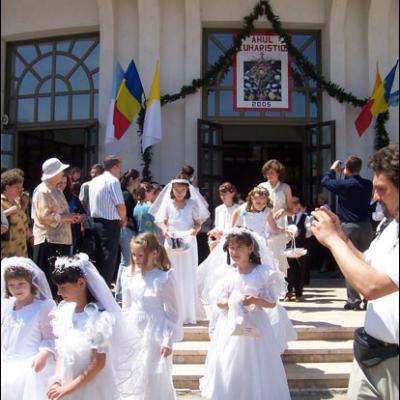 Iaşi: Liturghie şi procesiune euharistică