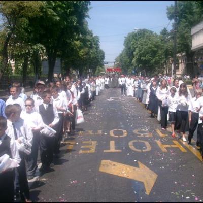 Iaşi: Liturghie şi procesiune euharistică