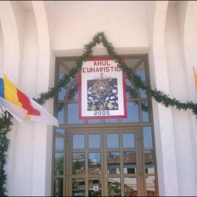 Iaşi: Liturghie şi procesiune euharistică