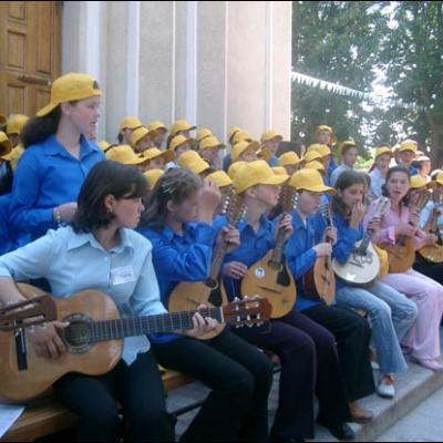 Săbăoani: Sărbătoarea Copiilor (I)