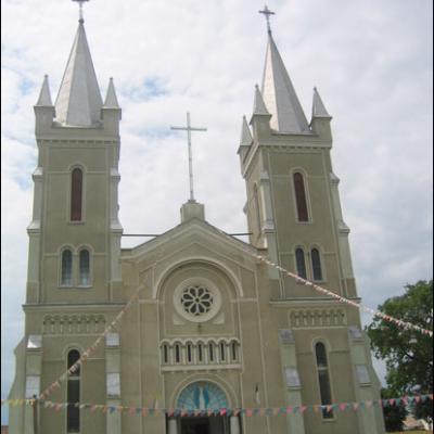 Vizită pastorală în Parohia Hălăuceşti