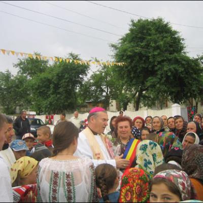 Vizită pastorală în Parohia Hălăuceşti