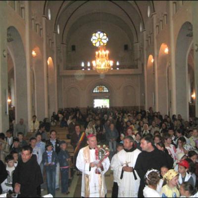 Vizită pastorală în Parohia Hălăuceşti