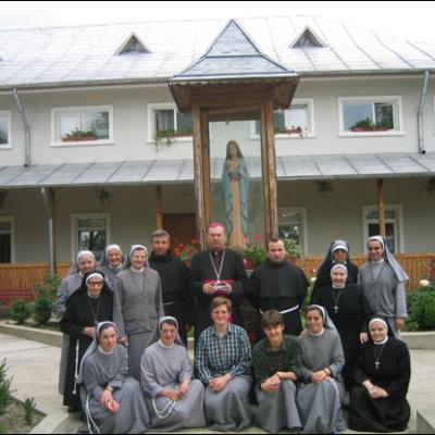 Vizită pastorală în Parohia Hălăuceşti