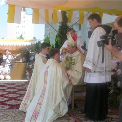 Sfinţiri de preoţi la Roman