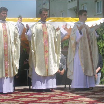 Sfinţiri de preoţi la Roman