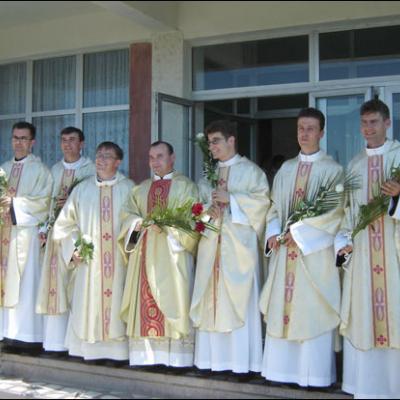 Sfinţiri de preoţi la Roman