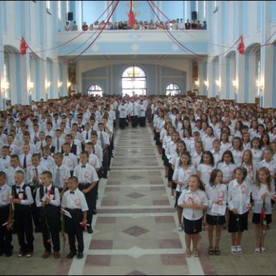 Administrarea Mirului în Parohia Tămăşeni