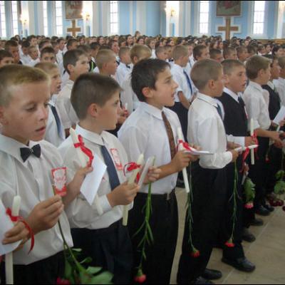 Administrarea Mirului în Parohia Tămăşeni