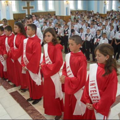 Administrarea Mirului în Parohia Tămăşeni