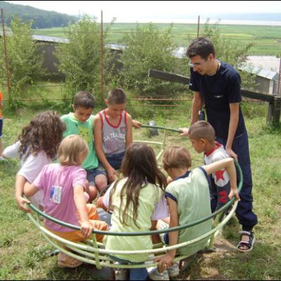 Gioseni: Tabăra de vara pentru copii