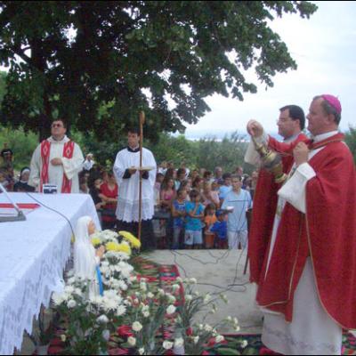 Administrarea Mirului în Parohia Gioseni