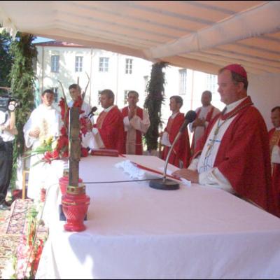 Administrarea Mirului în Parohia Hălăuceşti