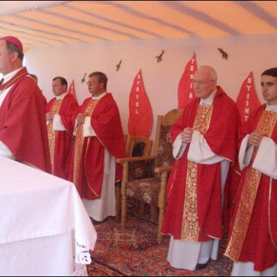 Administrarea Mirului în Parohia Hălăuceşti
