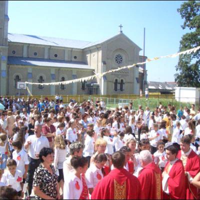 Administrarea Mirului în Parohia Hălăuceşti