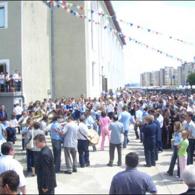 Bacău: Sfinţire de biserică