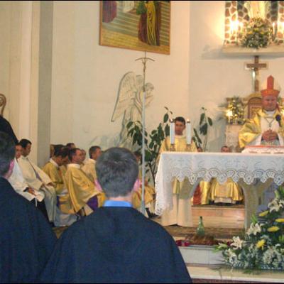 Hălăuceşti: Profesiunea religioasă perpetuă a 19 fraţi franciscani