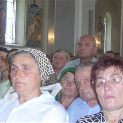 Hălăuceşti: Profesiunea religioasă perpetuă a 19 fraţi franciscani