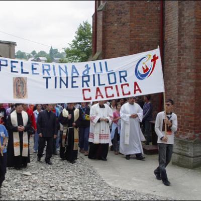 Cacica: Pelerinaj la Sanctuarul Maicii Domnului (I)