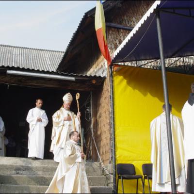 Cacica: Pelerinaj la Sanctuarul Maicii Domnului (I)